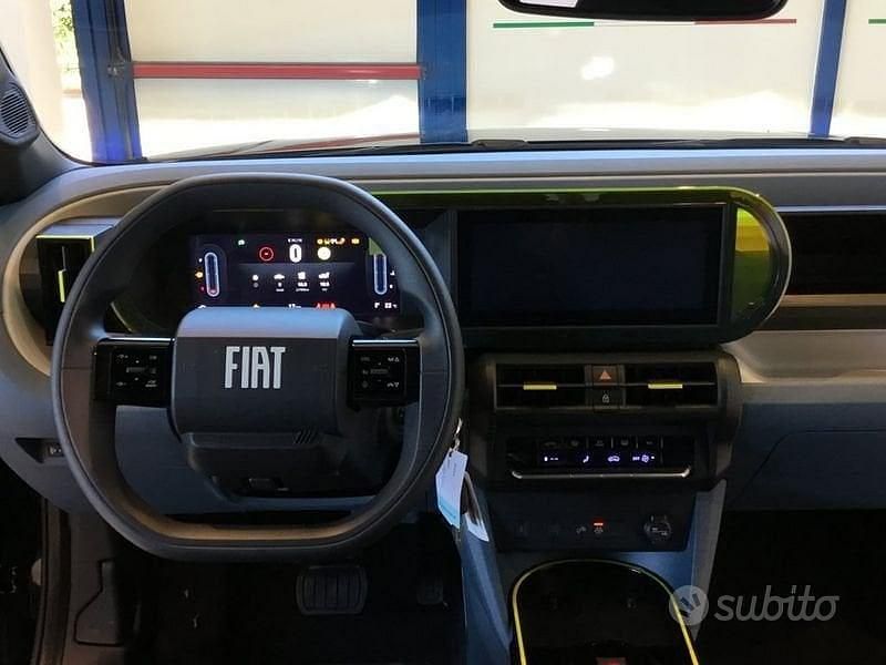 Nuova Fiat Grande Panda Icon 110 CV (80 kW) 2025 Utilitaria