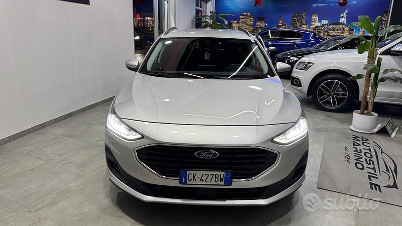 Usata Ford Focus Business Edition 120 CV (88 kW) 2022 Grigio Station wagon