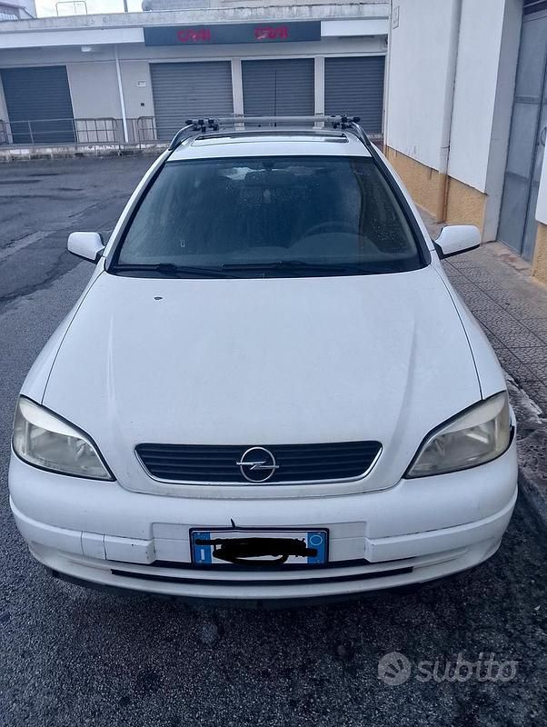 Usata Opel Astra 1999 Bianco Station wagon