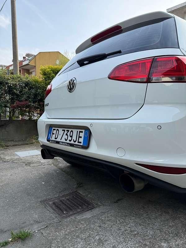 Usata VW Golf VII 116 CV (85 kW) 2016 Bianco Berlina