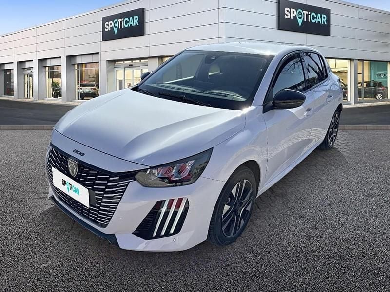 Usata Peugeot e-208 Allure 100 kW (136 CV) 2025 Bianco Utilitaria