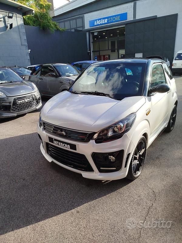 Bianco Usata 2022 Ligier JS50 Due volumi | 10.800 € (Buon prezzo) - Immagine 1/3