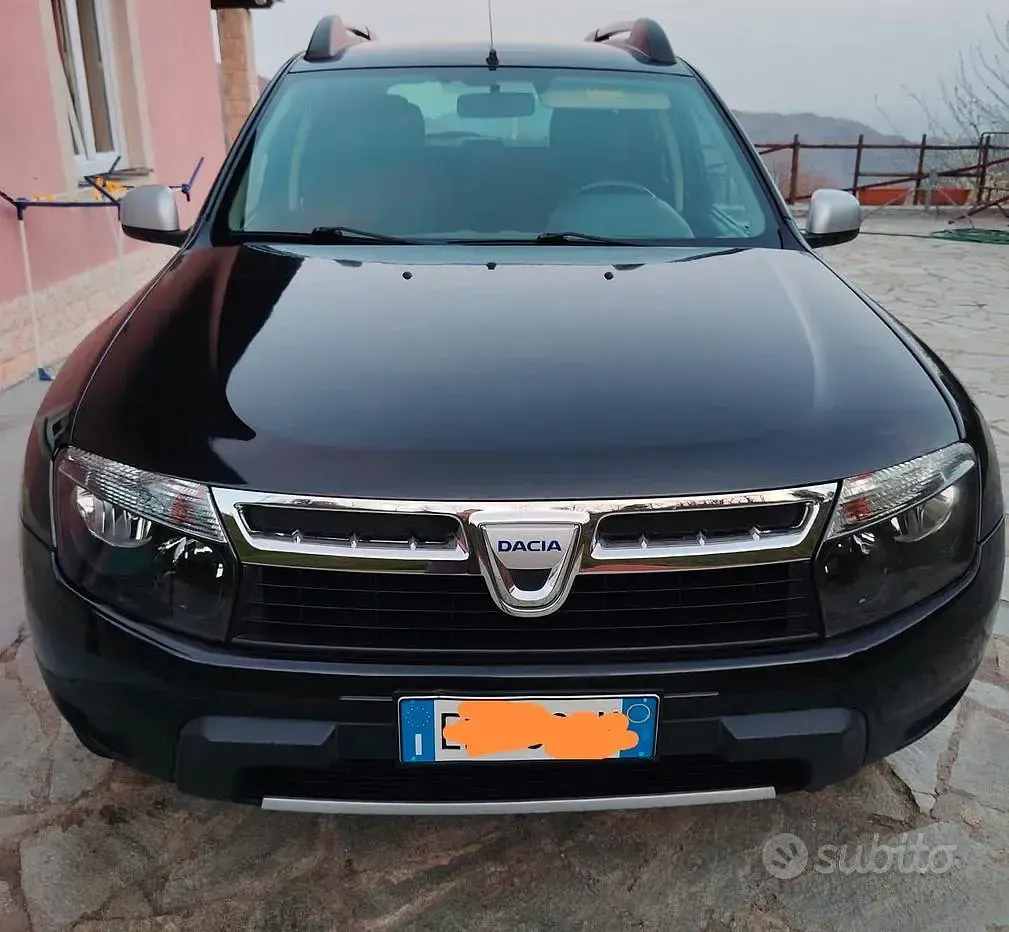 Usata Dacia Duster 110 CV (80 kW) 2011 Nero SUV