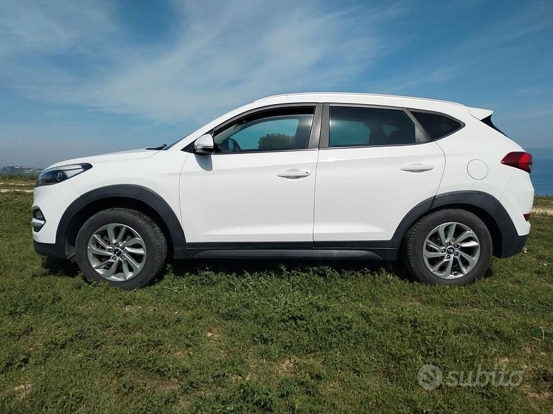 Usata Hyundai Tucson 2015 Bianco SUV