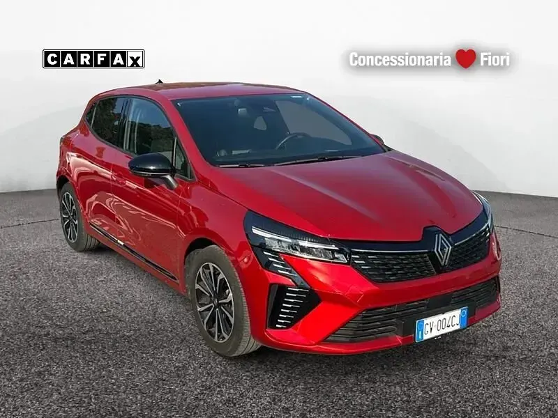 Usata Renault Clio V Techno 101 CV (74 kW) 2024 Rosso Utilitaria