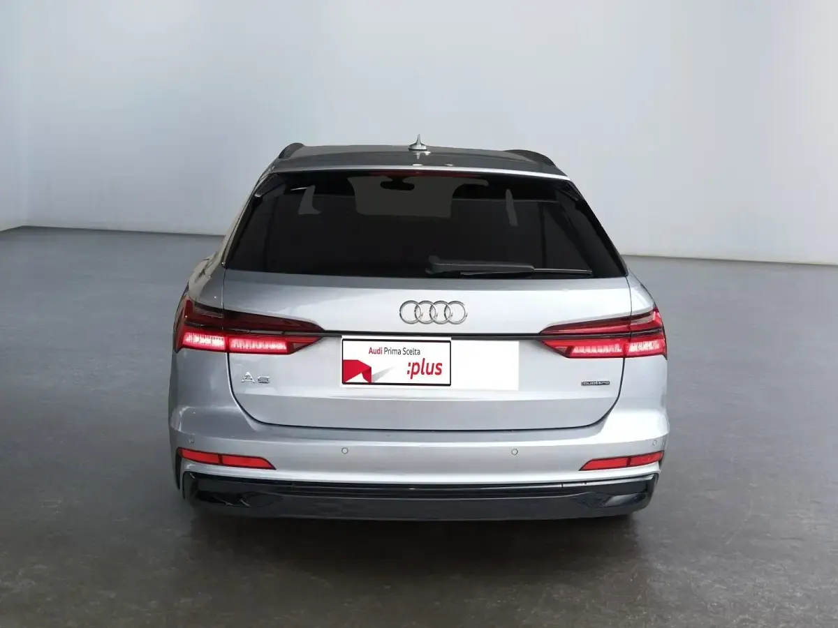 Usata Audi A6 Business 286 CV (210 kW) 2023 Argento Station wagon