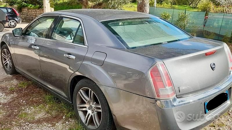 Usata Lancia Thema 2011 Grigio Berlina