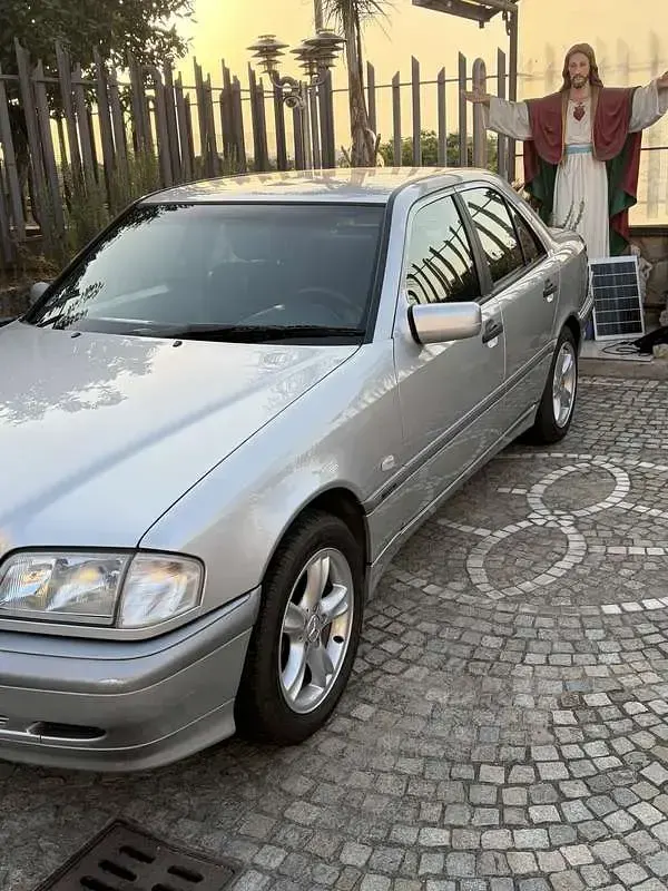 Usata Mercedes C180 Classic 122 CV (89 kW) 1999 Berlina
