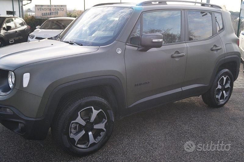 Usata Jeep Renegade Trailhawk 241 CV (177 kW) 2021 Verde SUV