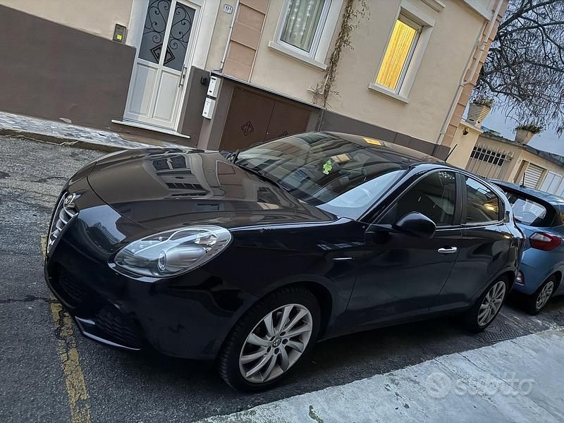 Usata Alfa Romeo Giulietta Progression 120 CV (88 kW) 2015 Nero Berlina