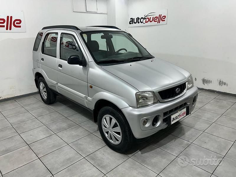Grigio Usata 2003 Daihatsu Terios SUV | 3490 € (Super prezzo) - Immagine 1/4