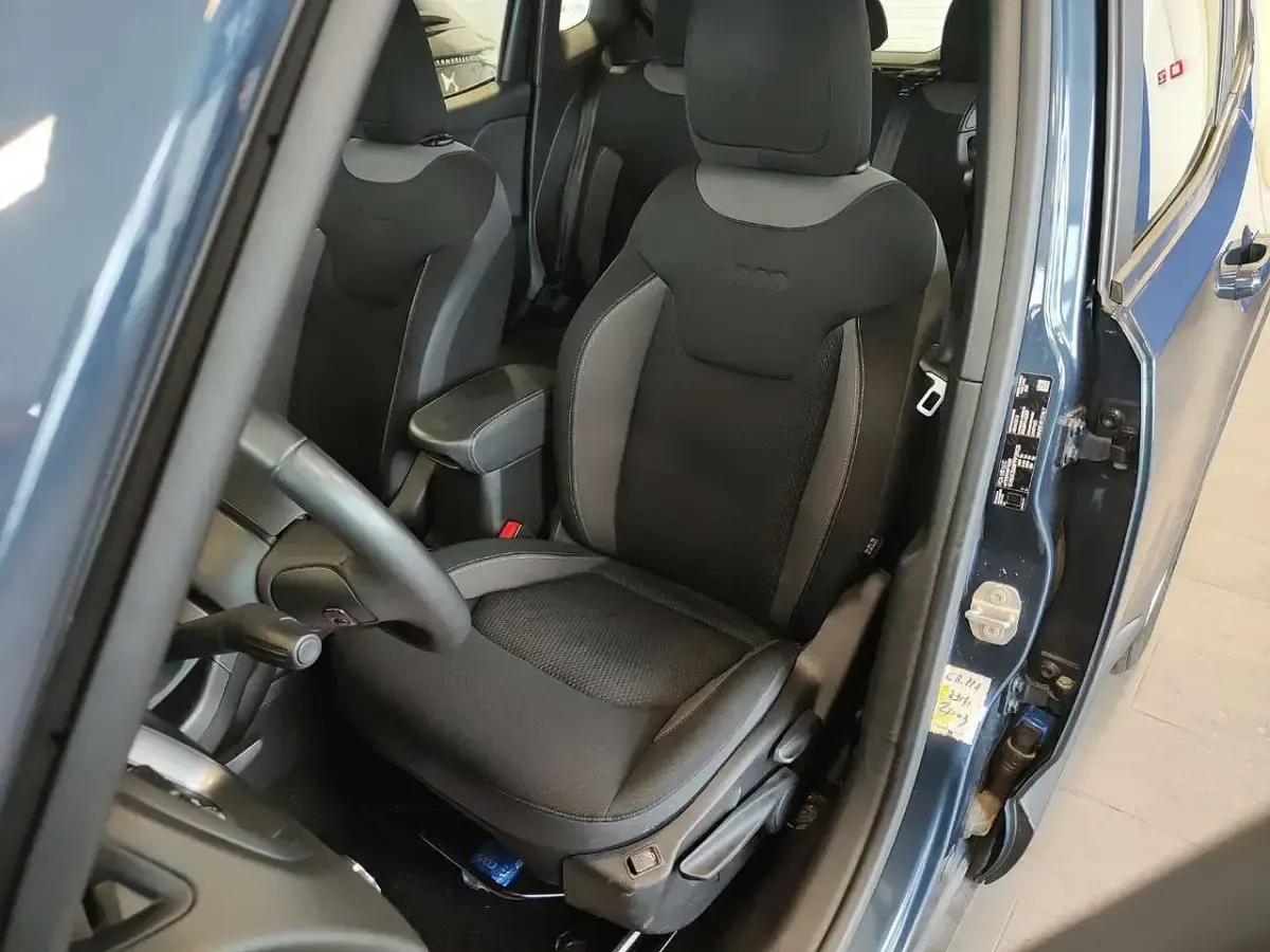 Usata Jeep Renegade Limited 131 CV (96 kW) 2023 Blu/azzurro SUV