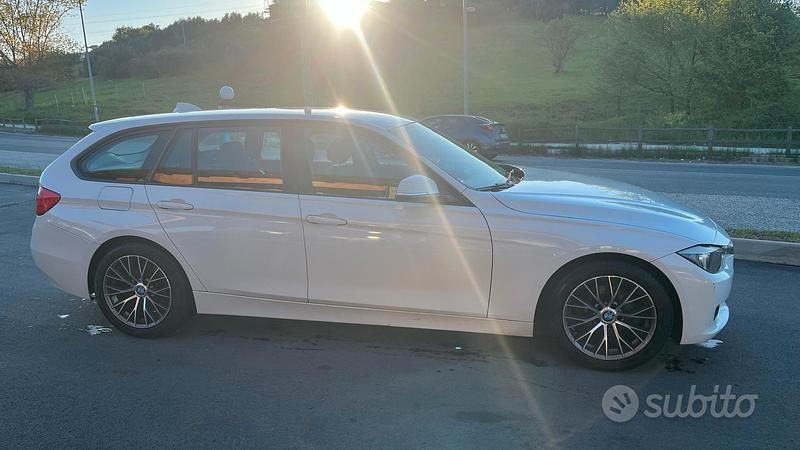 Usata BMW 318 116 CV (85 kW) 2013 Bianco Station wagon