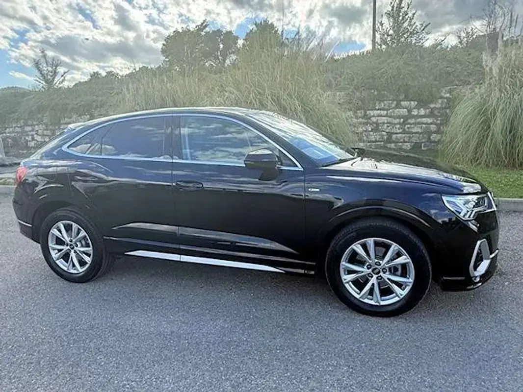 Usata Audi Q3 Sportback S-Line 150 CV (110 kW) 2022 Nero SUV