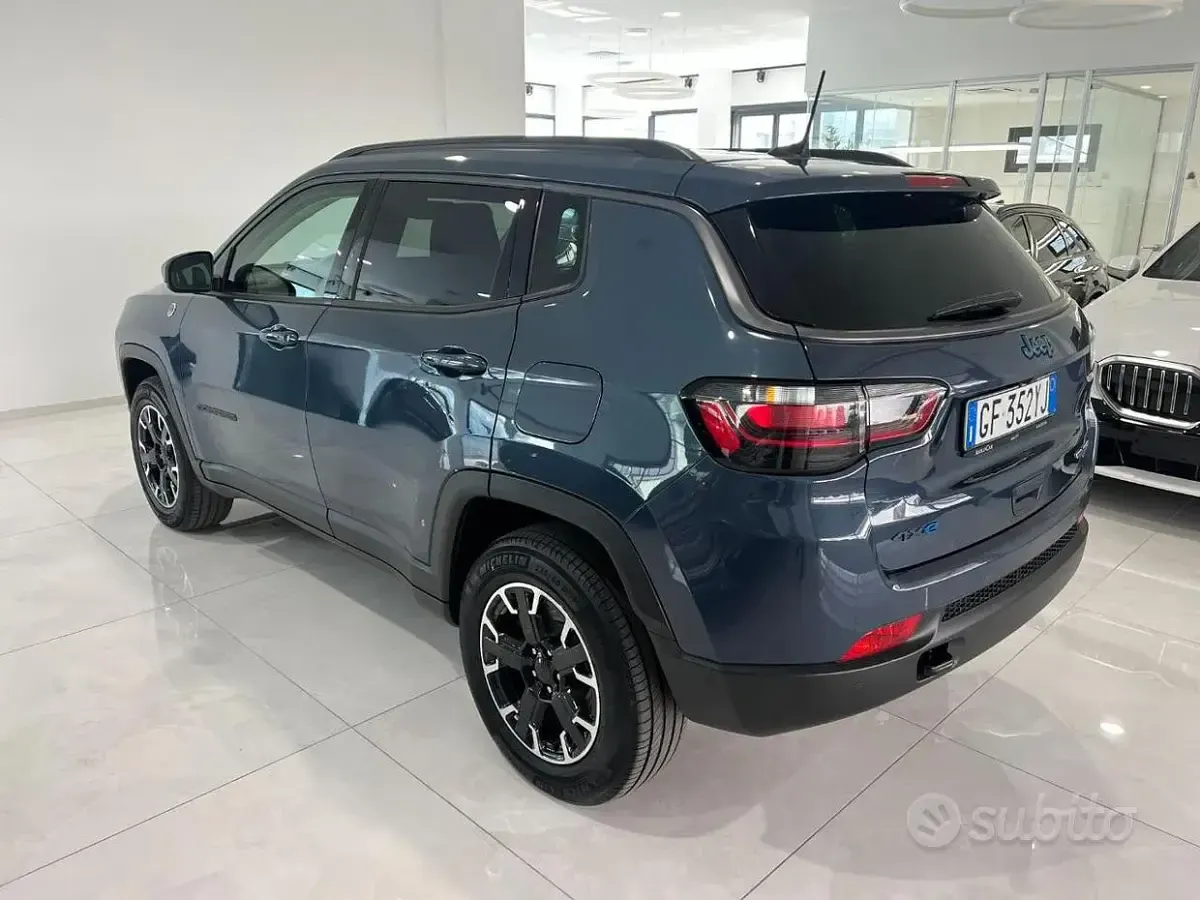Usata Jeep Compass Trailhawk 179 CV (131 kW) 2021 Blu SUV