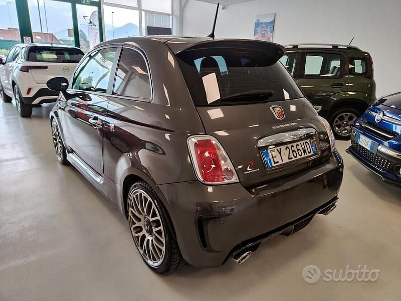 Usata Abarth 500 Custom 135 CV (99 kW) 2015 Grigio Utilitaria