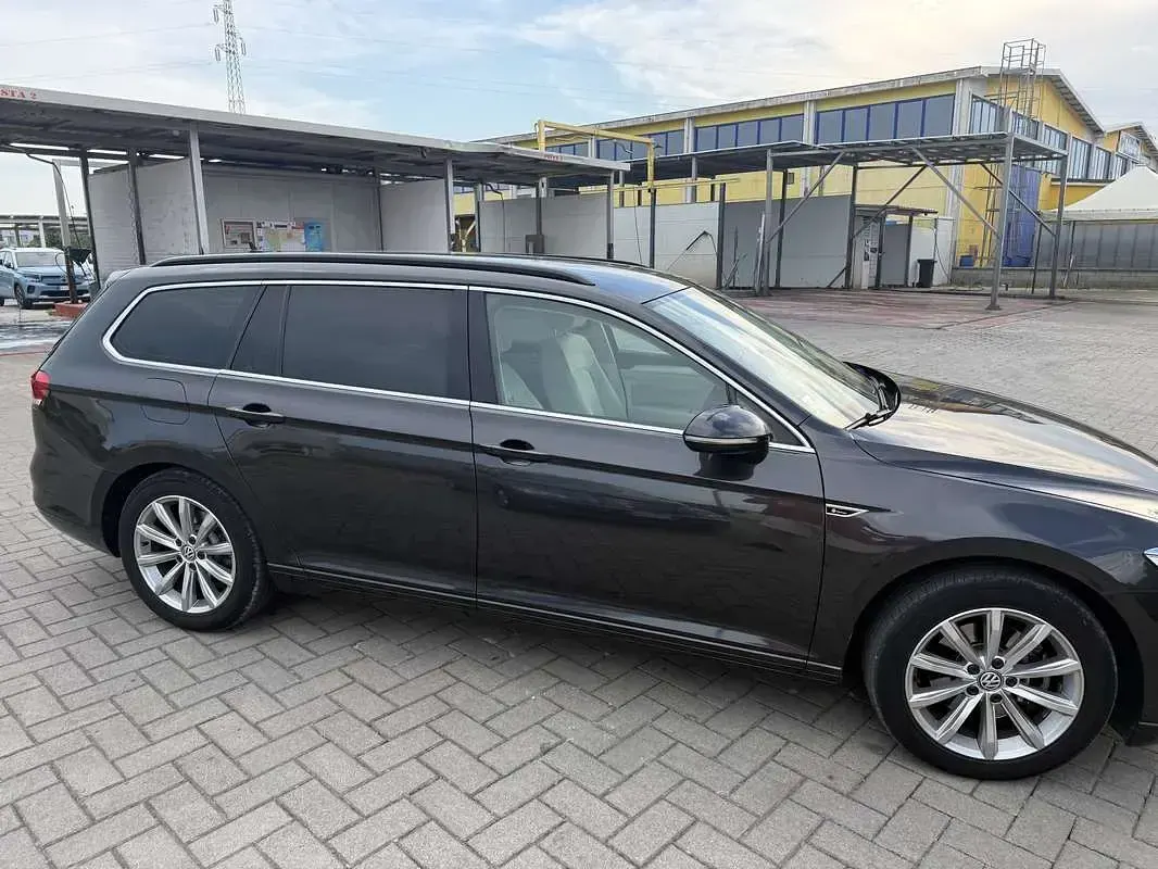 Usata VW Passat Executive 150 CV (110 kW) 2019 Station wagon