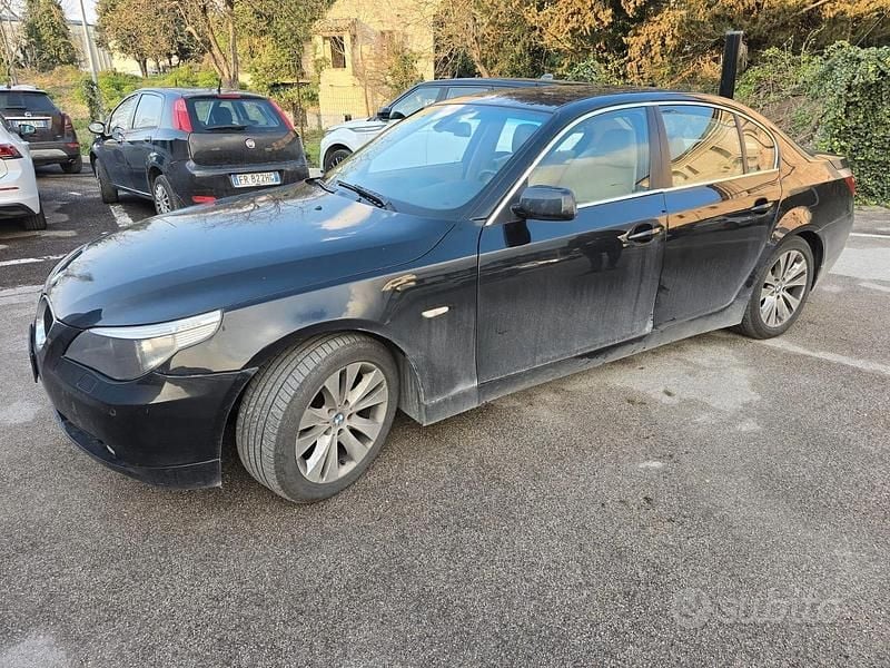 Usata BMW 525 177 CV (130 kW) 2005 Nero Berlina