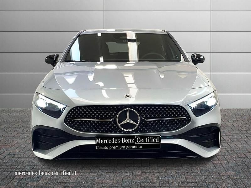Nuova Mercedes A180 AMG Line Premium 116 CV (85 kW) 2026