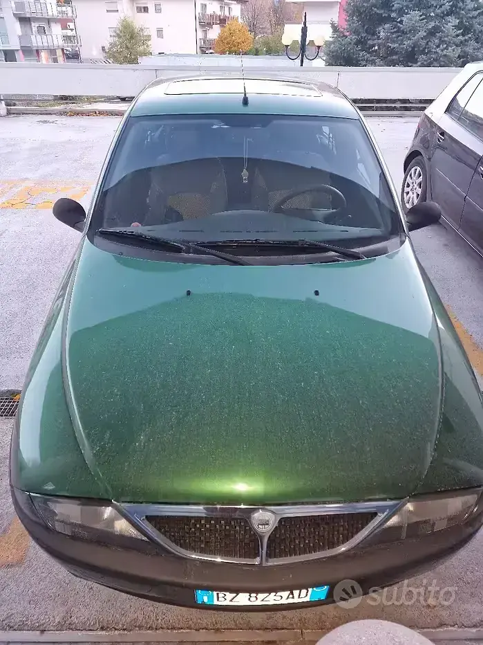 Usata Lancia Ypsilon 80 CV (58 kW) 2002 Verde Utilitaria
