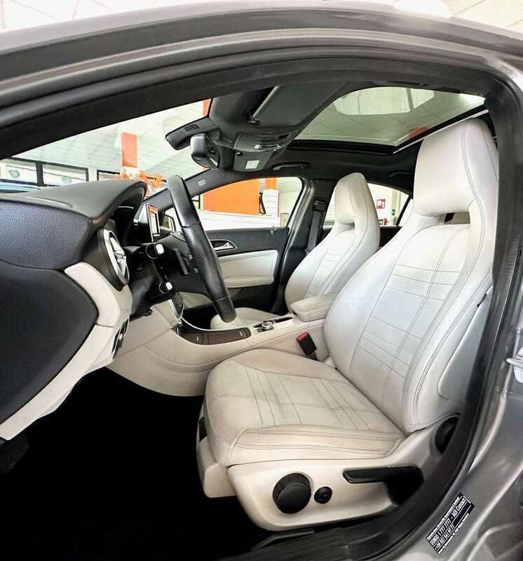 Usata Mercedes A250 211 CV (155 kW) 2014 Argento Berlina