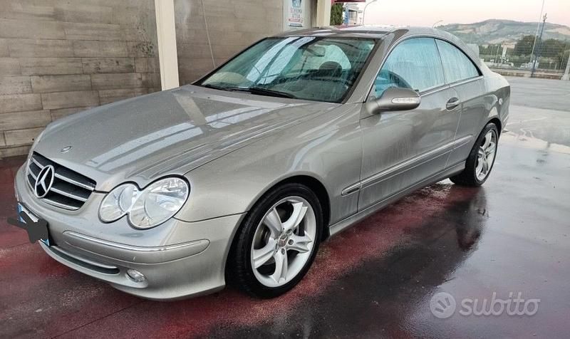 Usata Mercedes CLK270 2006 Grigio Coupé