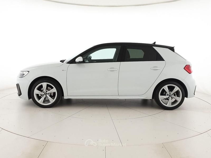 Usata Audi A1 Sportback S-Line 150 CV (110 kW) 2025 Bianco ghiaccio metallizzato nero mito metallizzato Utilitaria