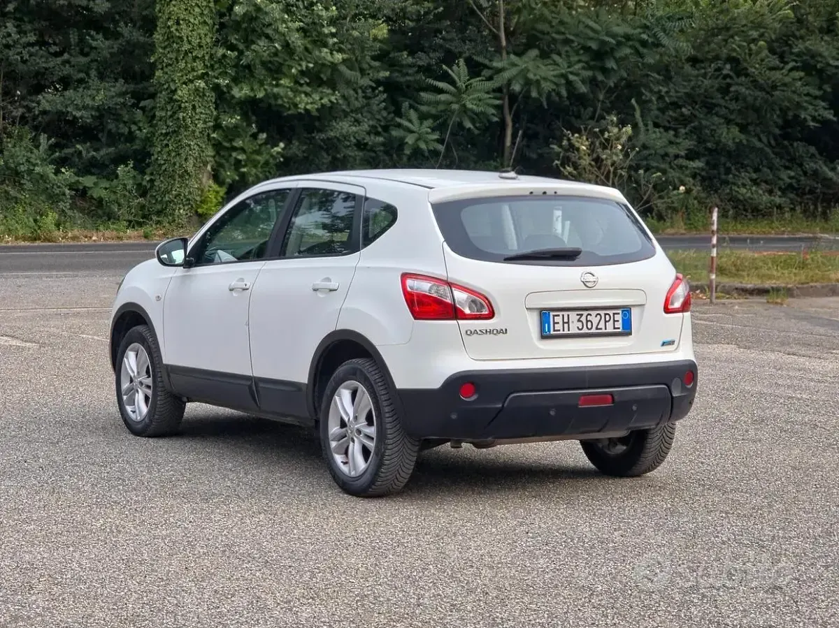 Usata Nissan Qashqai Tekna 110 CV (80 kW) 2011 Bianco SUV