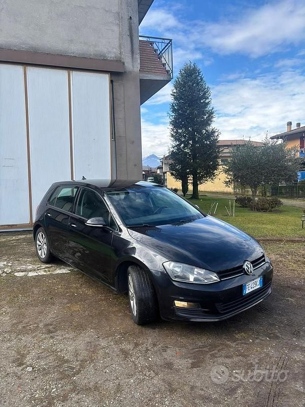 Usata VW Golf VII 110 CV (80 kW) 2016 Nero Berlina