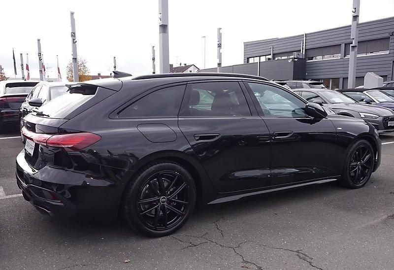 Usata Audi A5 S-Line 149 CV (109 kW) 2025 Nero Station wagon