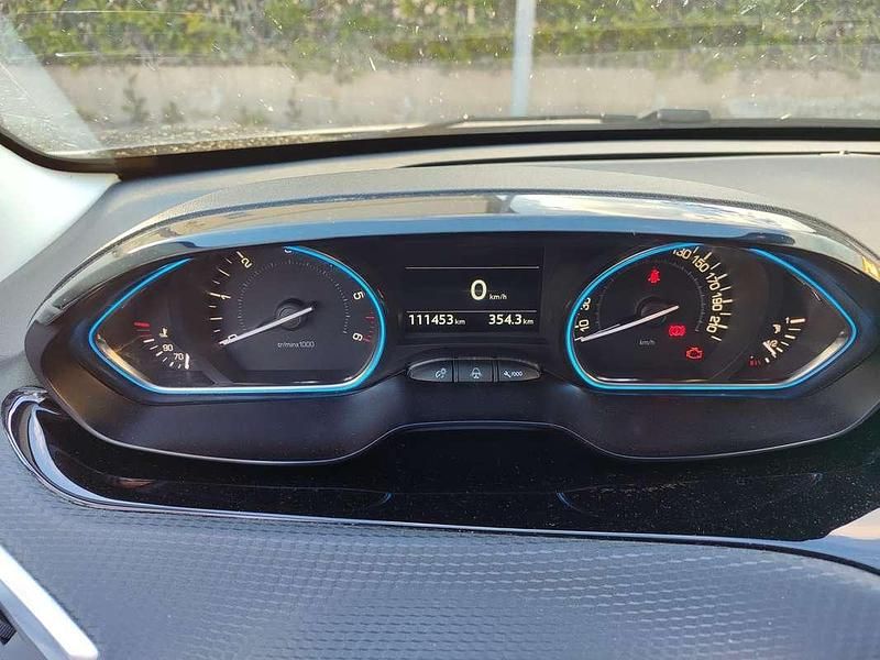 Usata Peugeot 2008 Allure 120 CV (88 kW) 2015 SUV