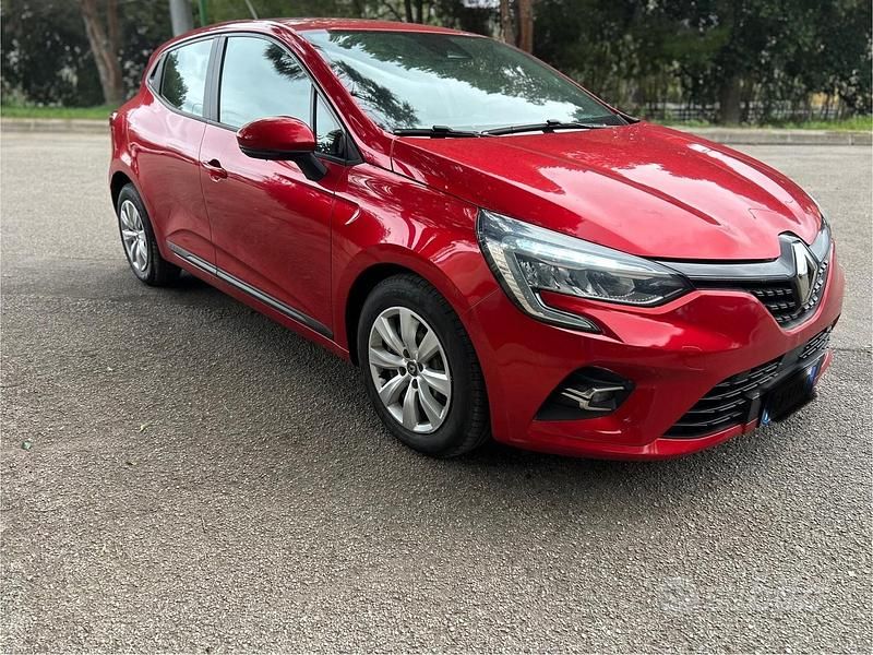 Usata Renault Clio V Zen 85 CV (62 kW) 2020 Rosso Berlina