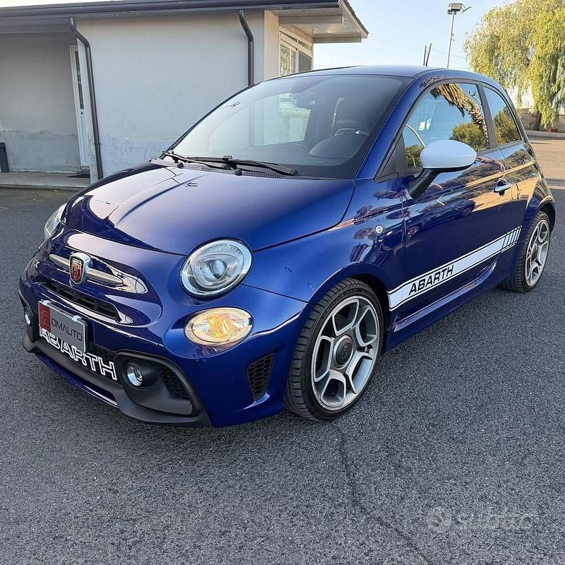 Usata Abarth 595 Turismo 165 CV (121 kW) 2018 Blu Berlina