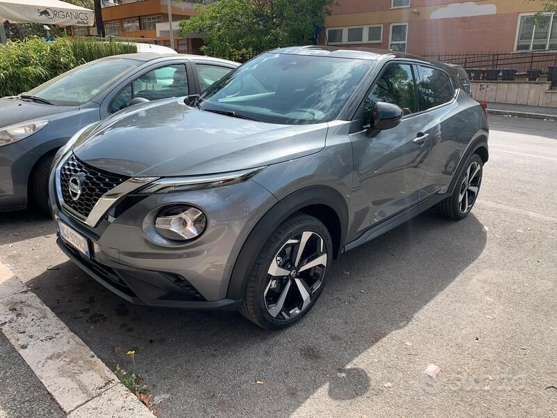 Grigio Usata 2022 Nissan Juke N-Connecta SUV | 17.000 € (Buon prezzo) - Immagine 1/2