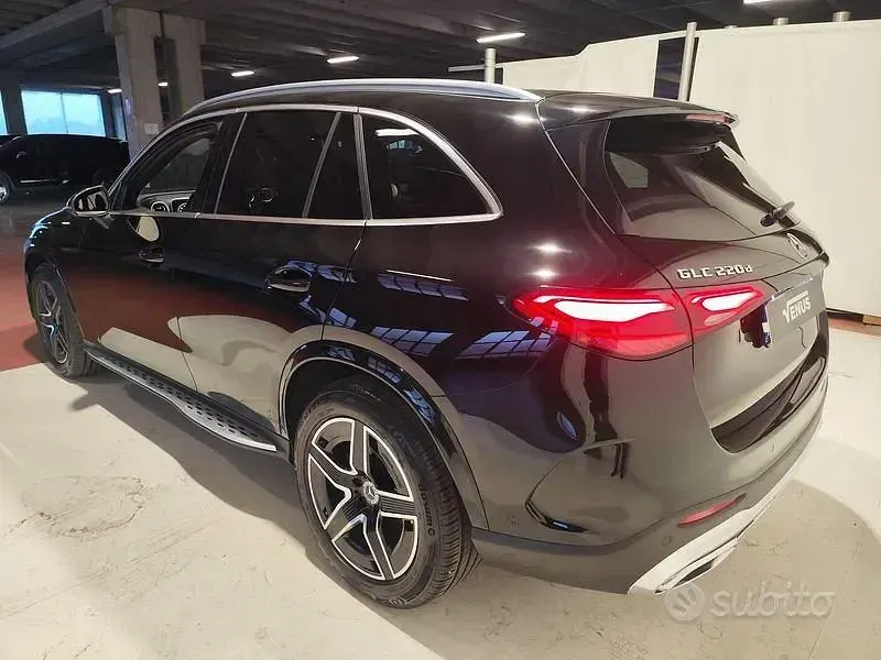 Usata Mercedes GLC220 Advanced 197 CV (144 kW) 2023 Nero SUV
