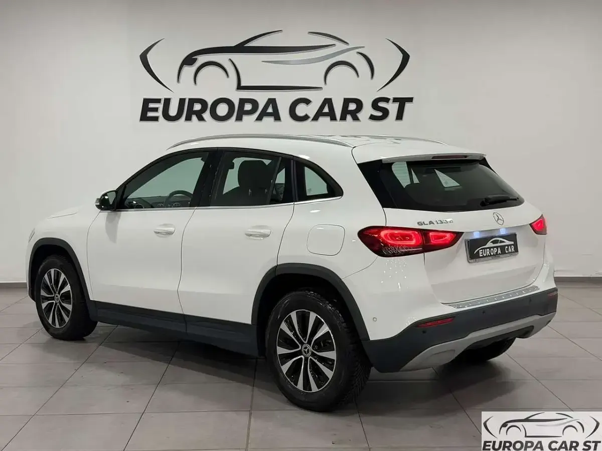 Usata Mercedes GLA180 Executive 116 CV (85 kW) 2022 Bianco SUV