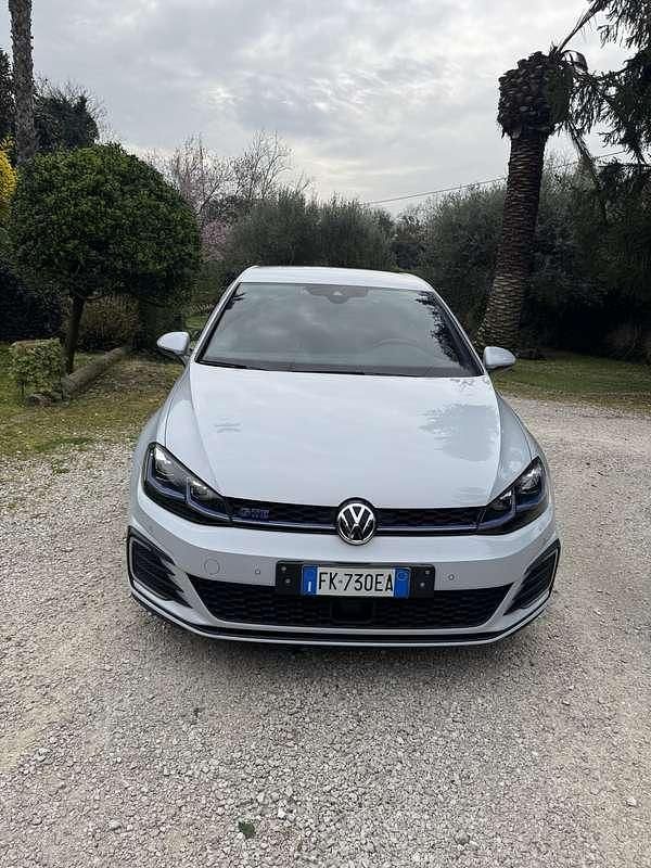 Usata VW Golf VII GTE 150 CV (110 kW) 2017 Bianco