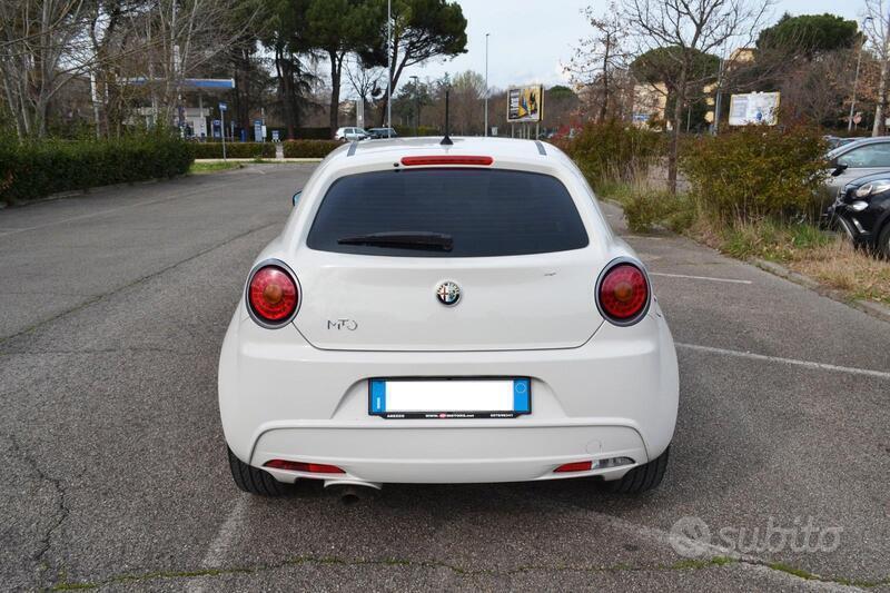 Usato 2015 Alfa Romeo MiTo 1.4 Benzin 70 CV (6.500 €)