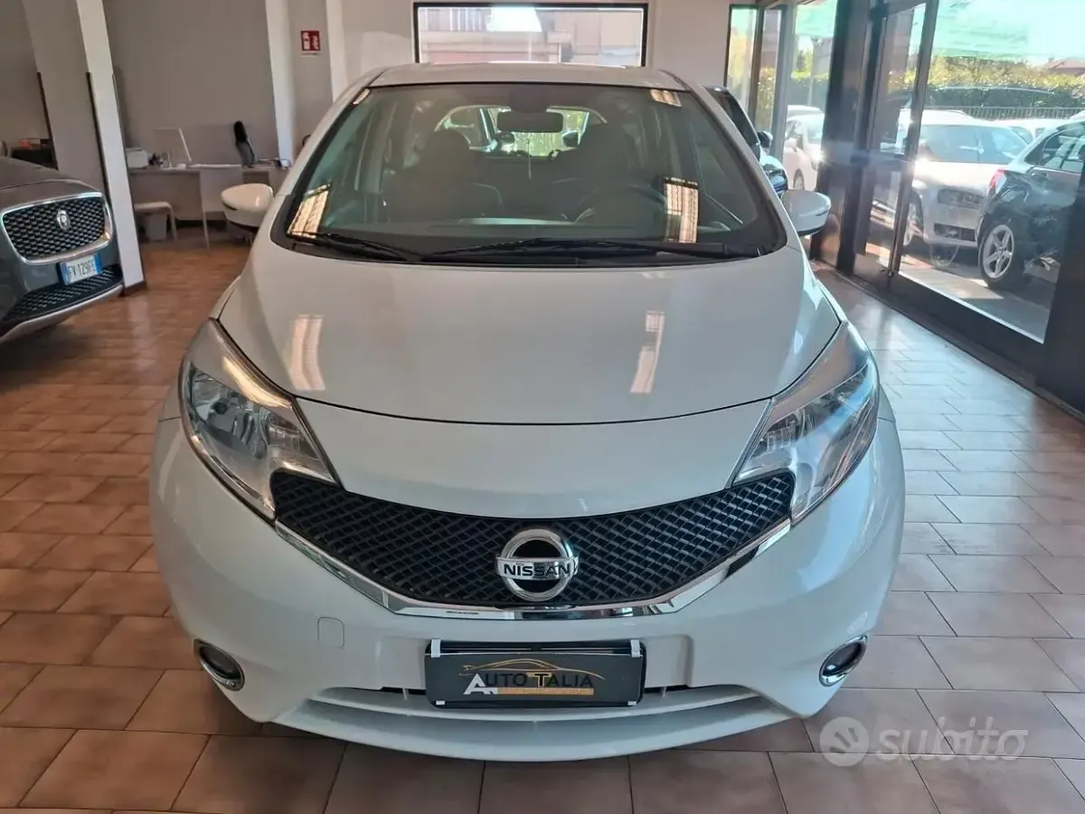 Usata Nissan Note Visia 80 CV (58 kW) 2013 Bianco Utilitaria