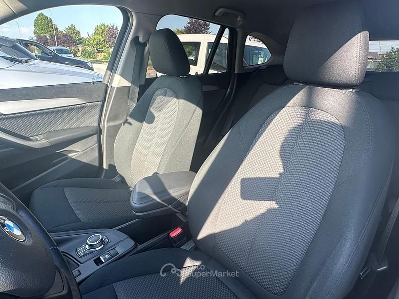 Usata Land Rover Discovery Sport R-Dynamic 150 CV (110 kW) 2018 Gray SUV