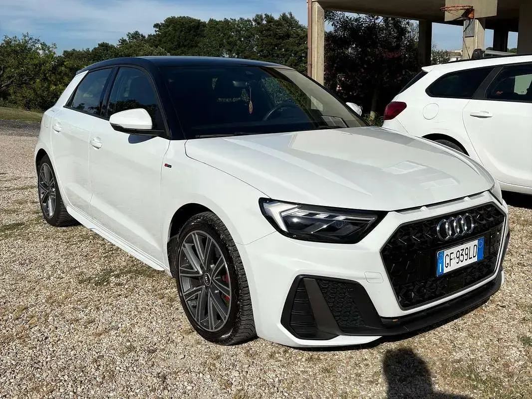 Usata Audi A1 Sportback Competition 110 CV (80 kW) 2021 Bianco Utilitaria
