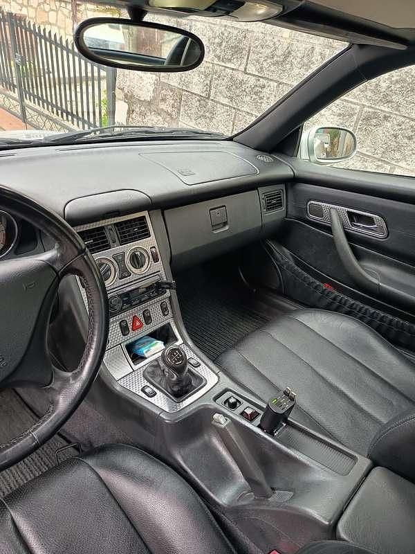 Usata Mercedes SLK200 163 CV (119 kW) 2000 Argento Cabrio
