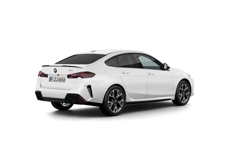 Nuova BMW 216 M Sport 122 CV (89 kW) 2026 Bianco Berlina