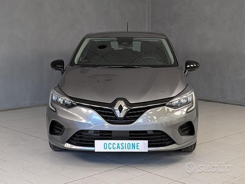 Brugt Renault Clio V Equilibre 91 HK (66 kW) 2023 Grå Sedan