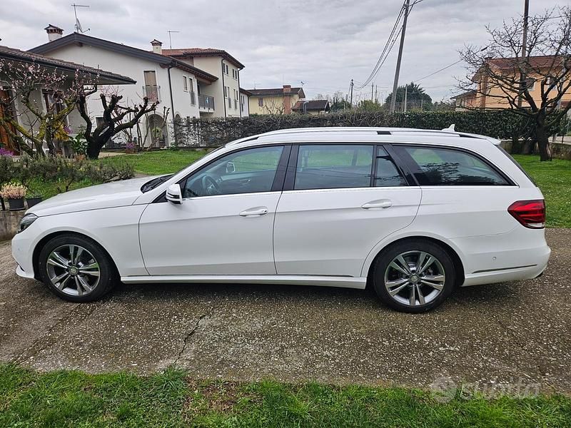 Usata Mercedes E220 170 CV (125 kW) 2014 Bianco Station wagon