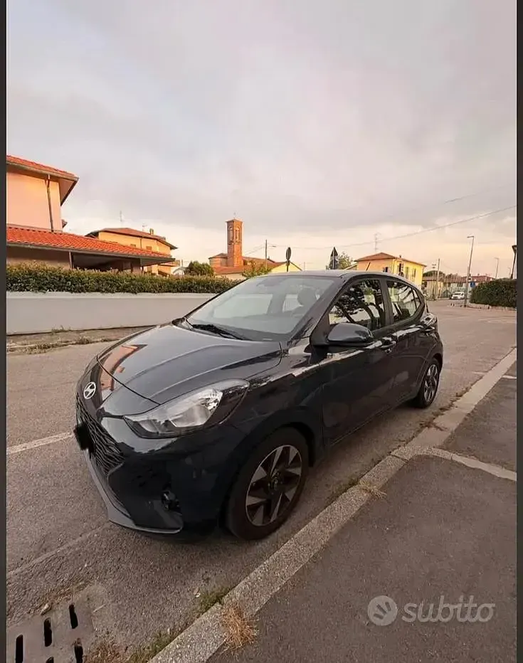 Usata Hyundai i10 67 CV (49 kW) 2023 Utilitaria