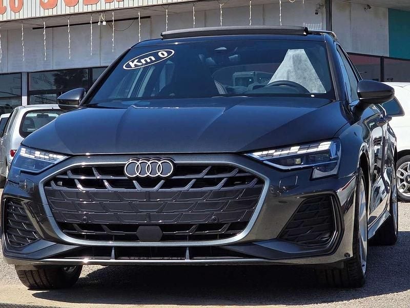 Usata Audi A3 S-Line 150 CV (110 kW) 2024 Grigio Berlina