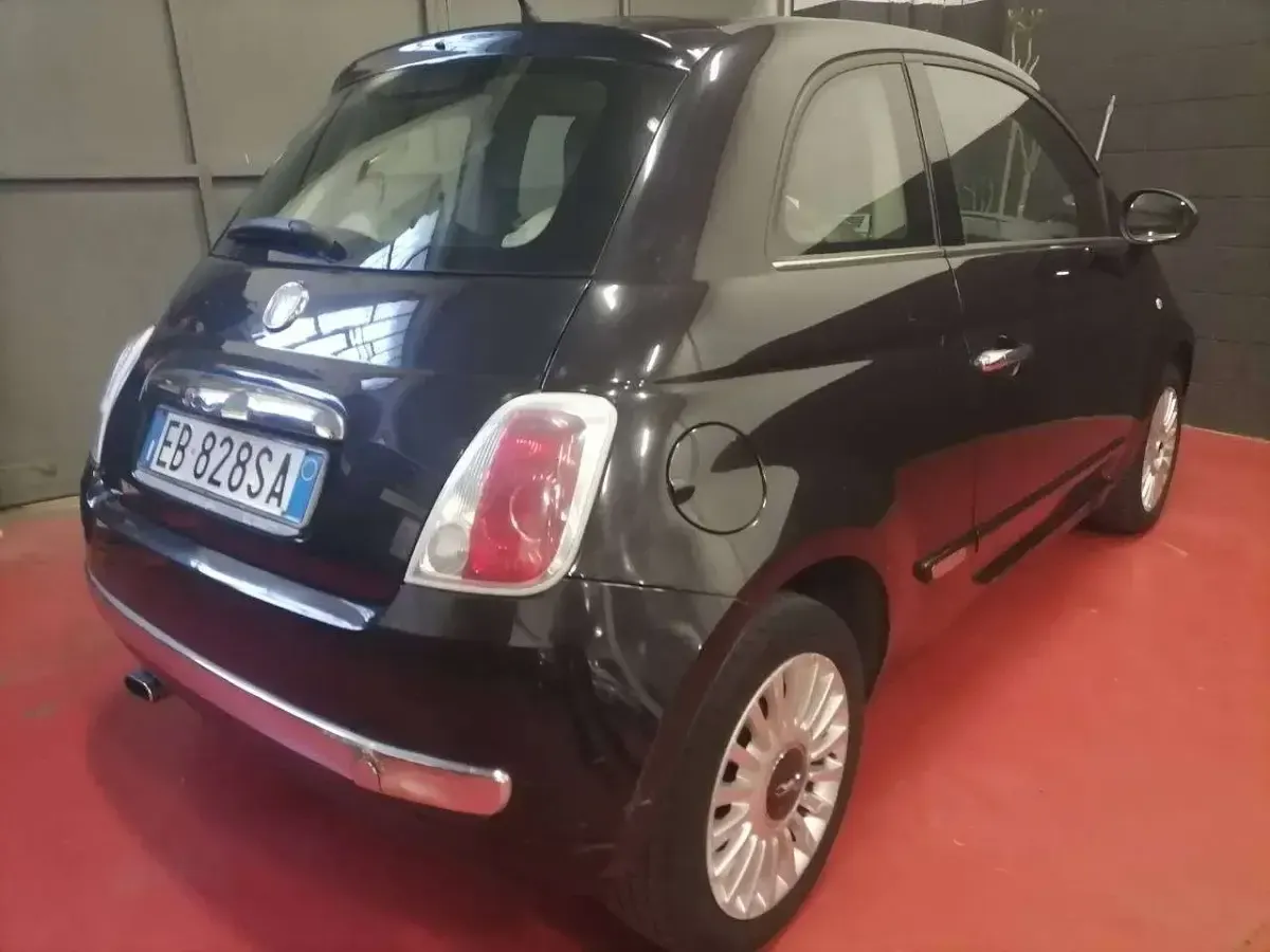Usata Fiat 500 69 CV (50 kW) 2010 Nero Utilitaria