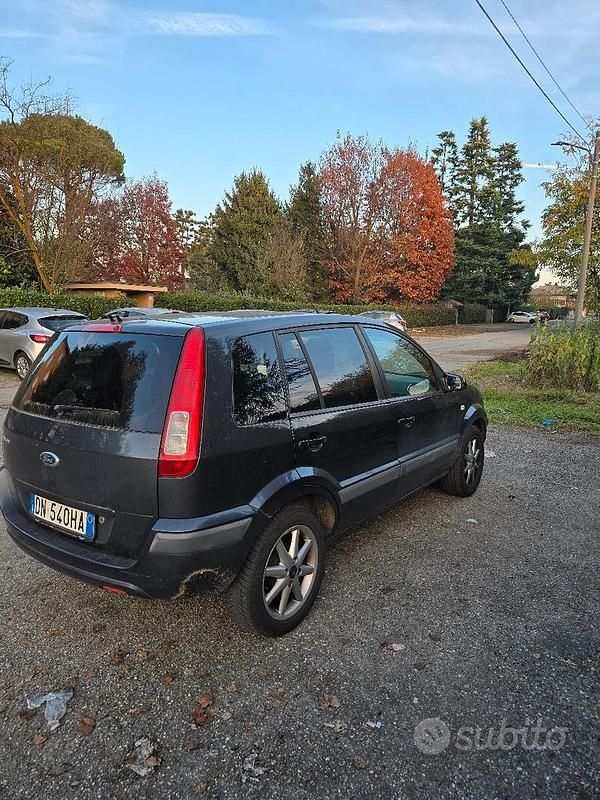 Usata Ford Fusion 80 CV (58 kW) 2008 Nero Berlina