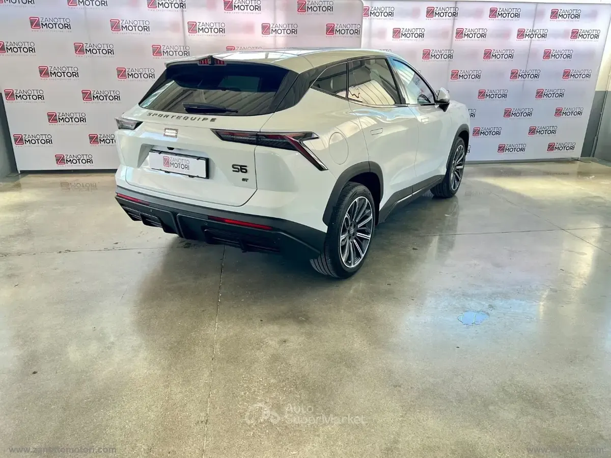 Usata Sportequipe S6 GT 185 CV (136 kW) 2025 Bianco SUV